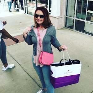 Meet your Posher, Amy